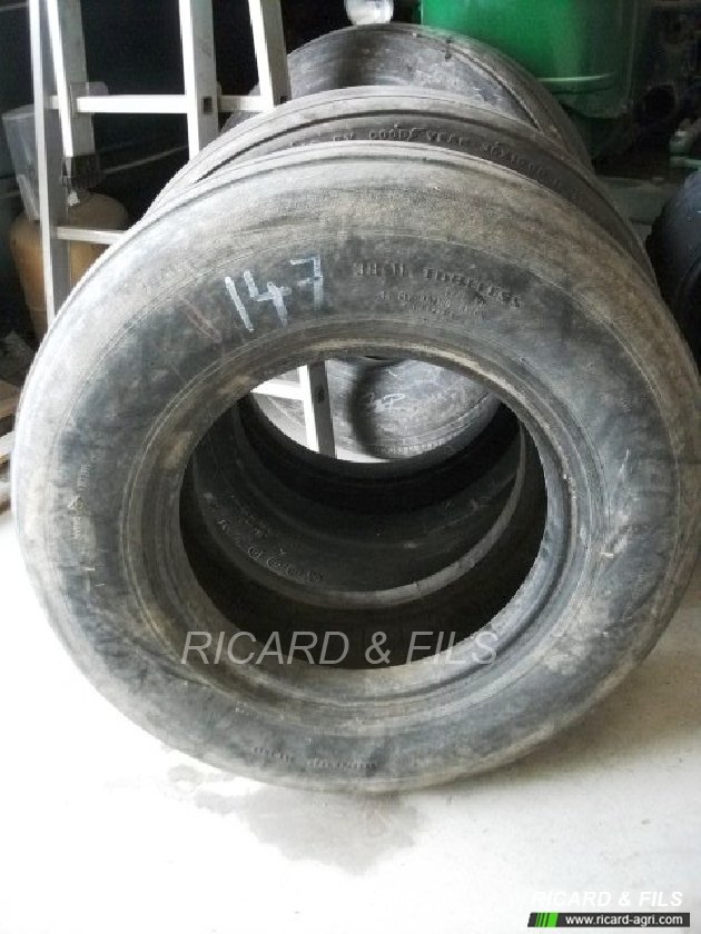 Pneu agricole Dunlop Avion 38x11