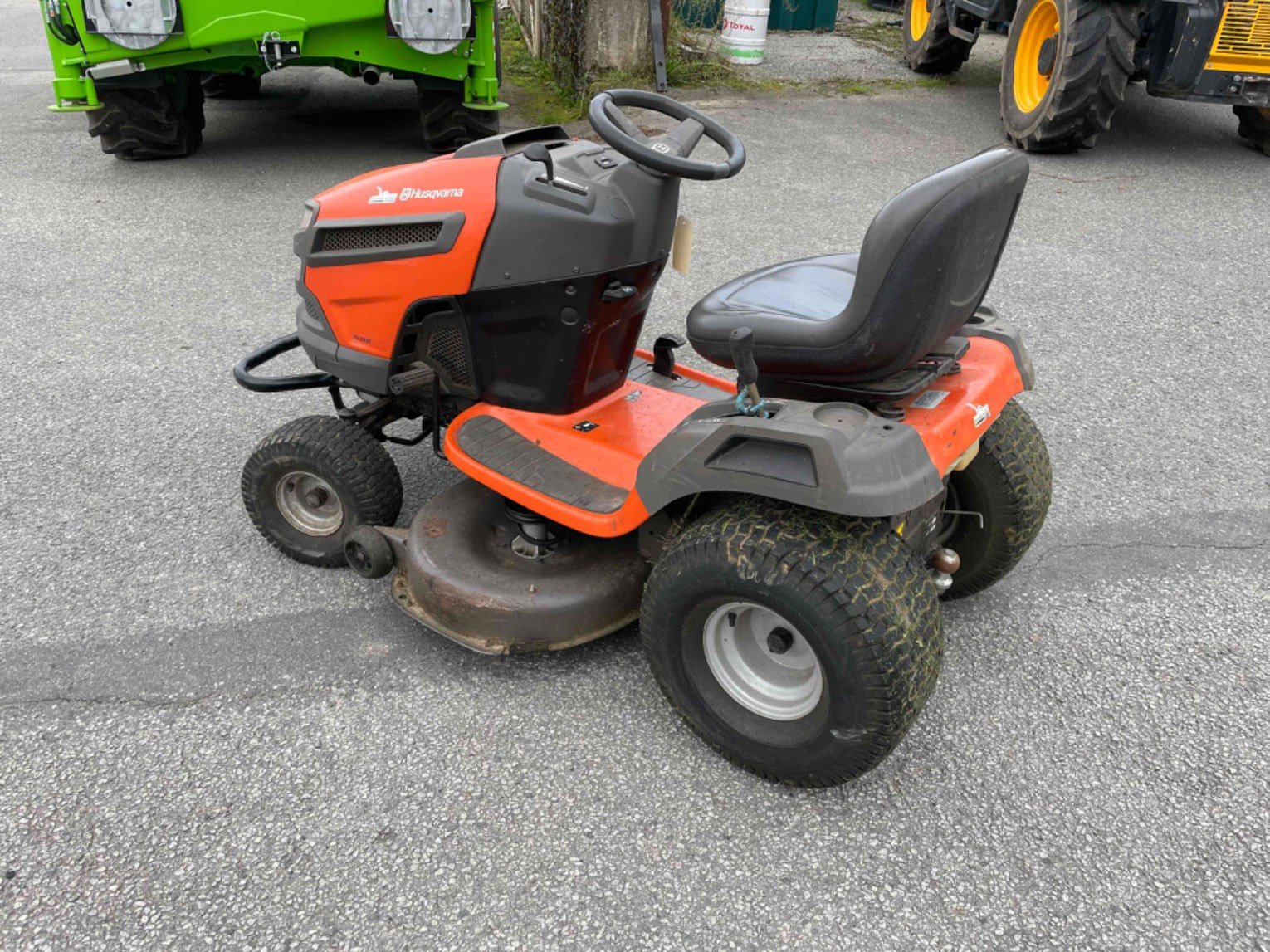 Tondeuse autoportée Husqvarna TS243T