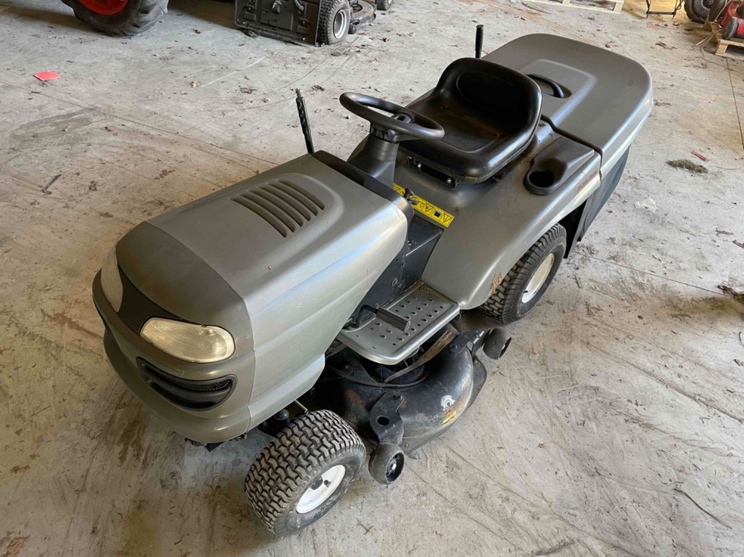 Tondeuse autoportée Divers MOP RB11592RB
