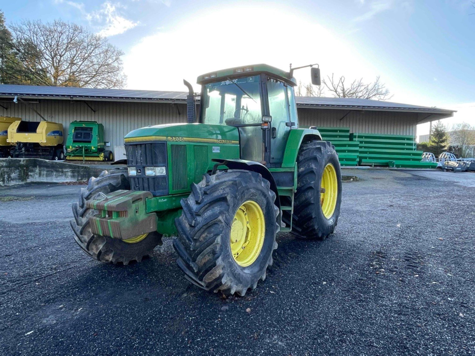 Tracteur agricole John Deere 7700