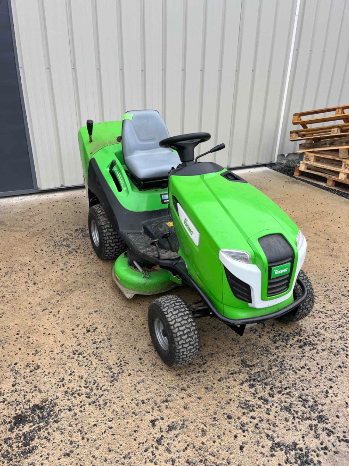 Tondeuse autoportée Viking mt 5097 z