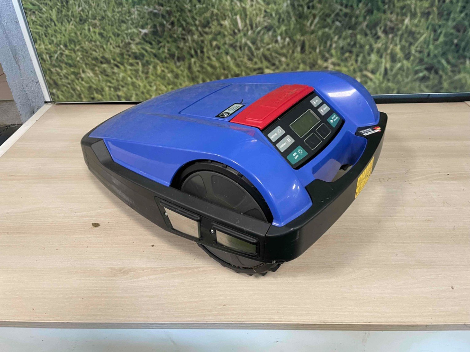 Robot de tonte Iseki SRE1800X
