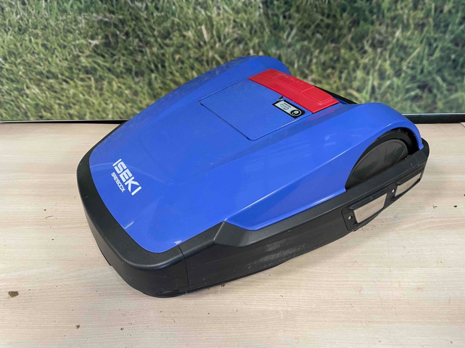 Robot de tonte Iseki SRE1800X