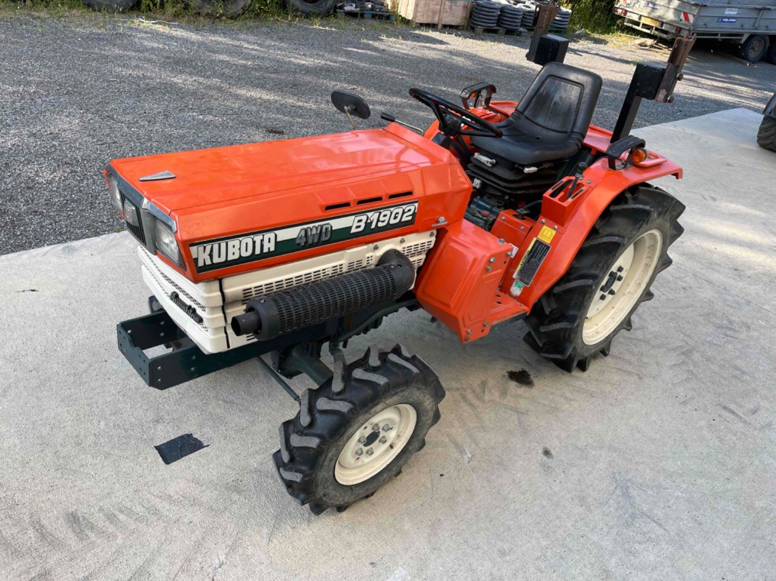 Micro tracteur Kubota B1902