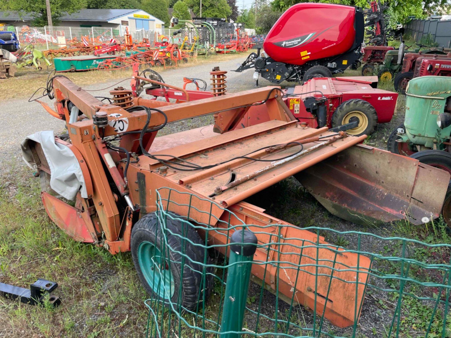 Faucheuse conditionneuse Taarup 4028 LTD