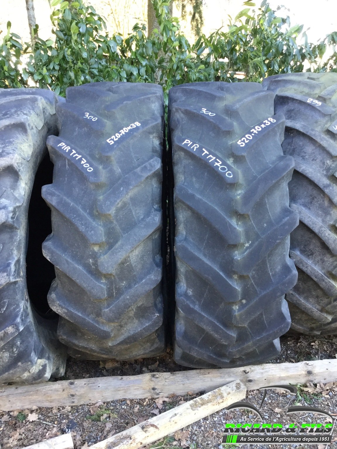 pneu agricole pirelli
