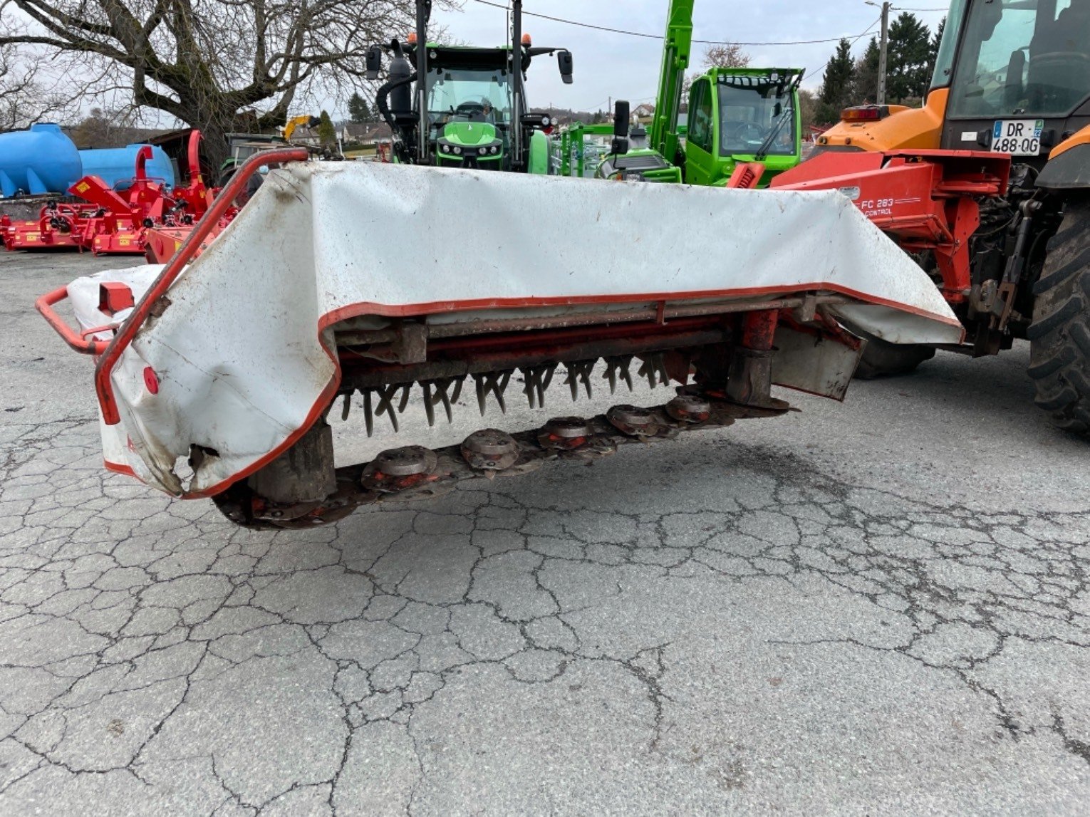 Faucheuse conditionneuse Faucheuse conditionneuse Kuhn FC283