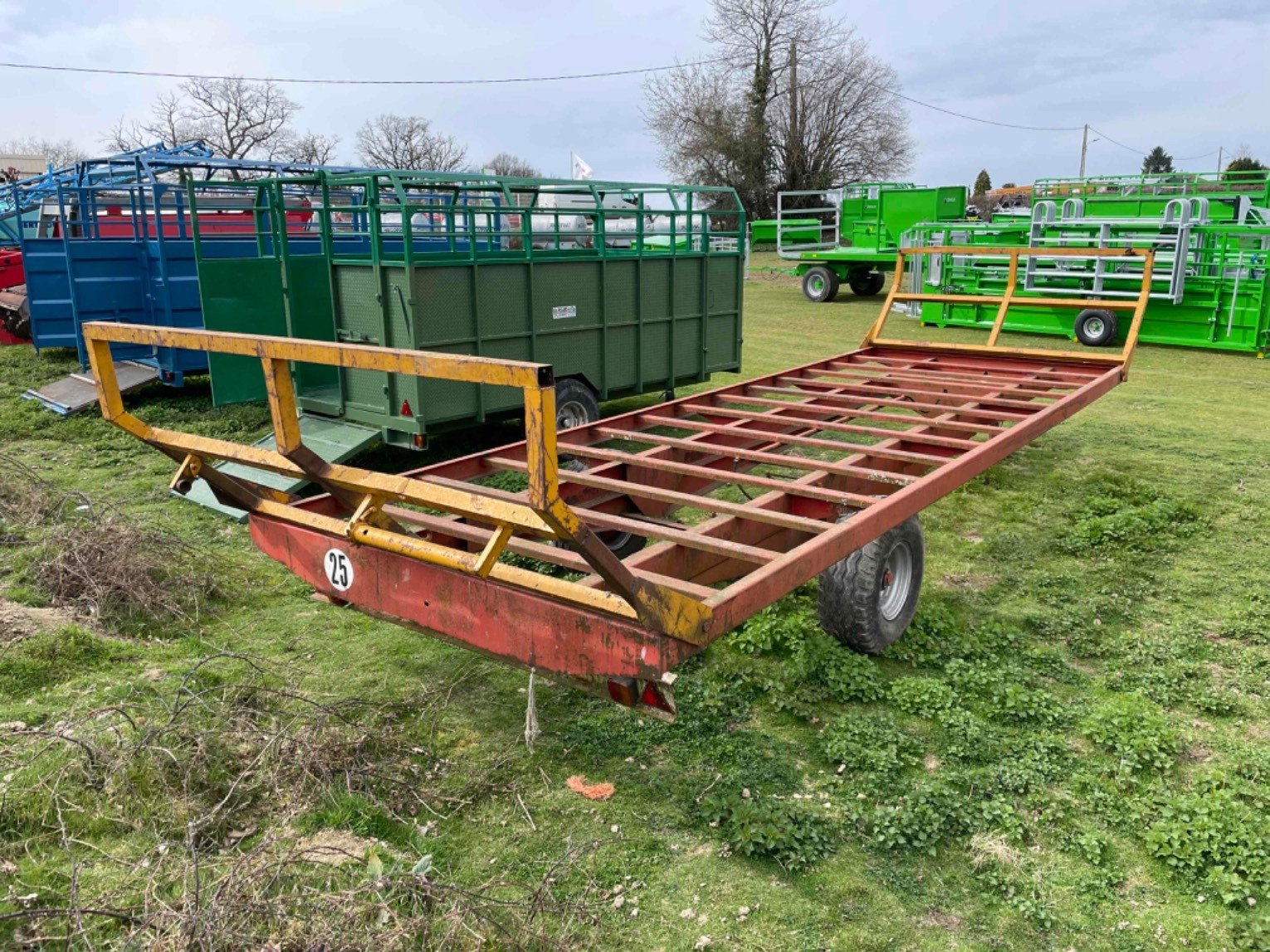 Plateau fourrager Plateau fourrager Satene 6m50