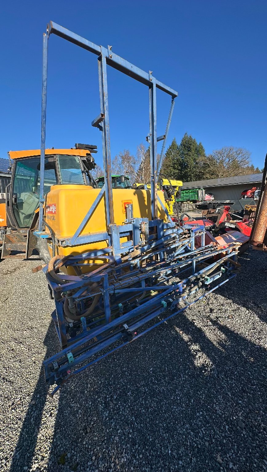 Pulvérisateur porté Caruelle 1200L