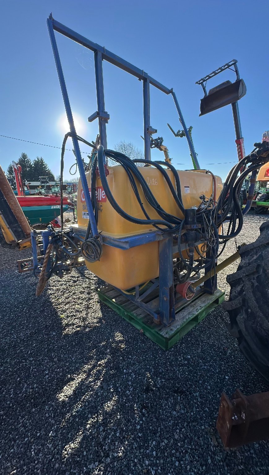 Pulvérisateur porté Caruelle 1200L