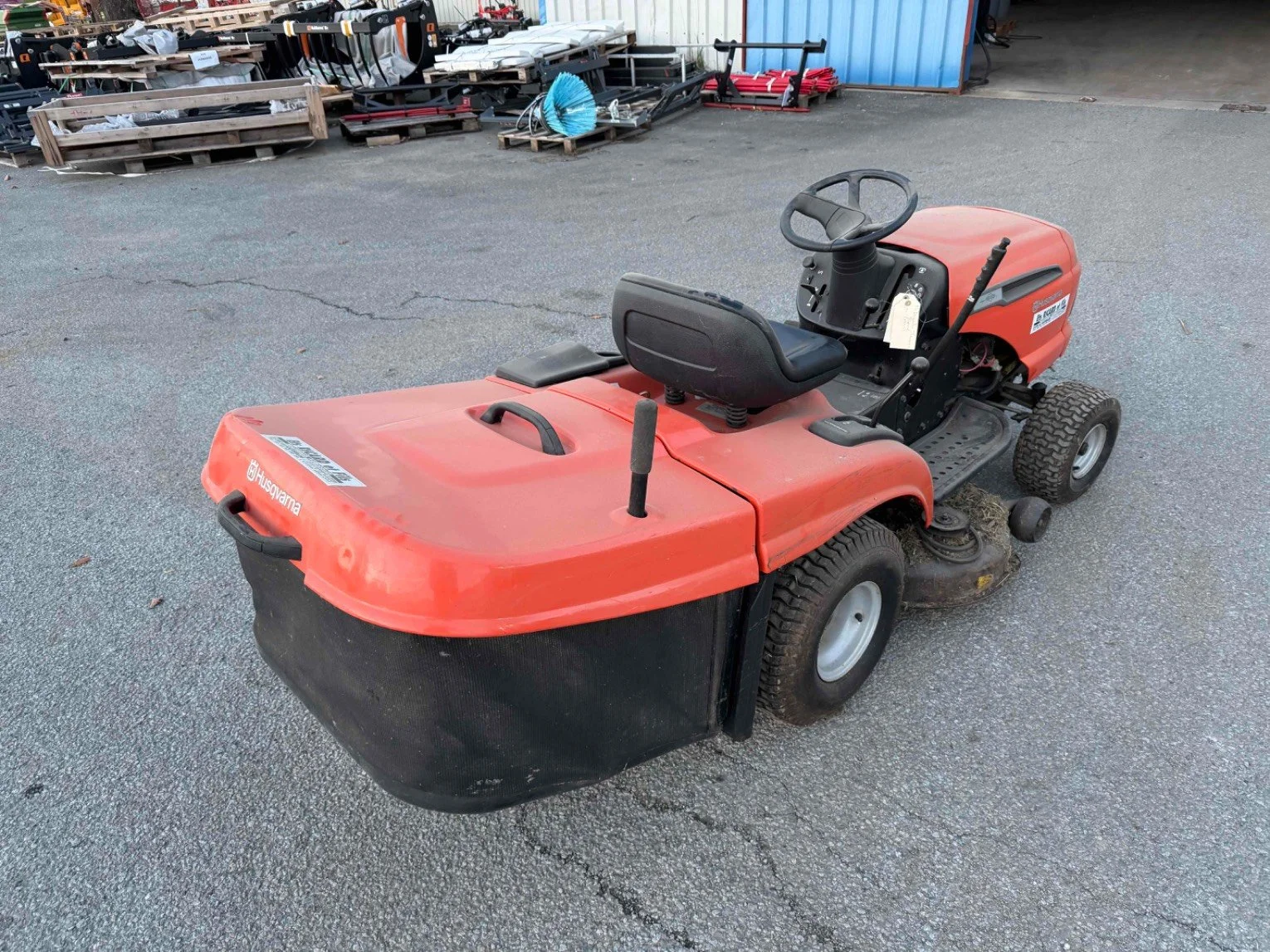 Tondeuse poussée et tractée Husqvarna CTH141