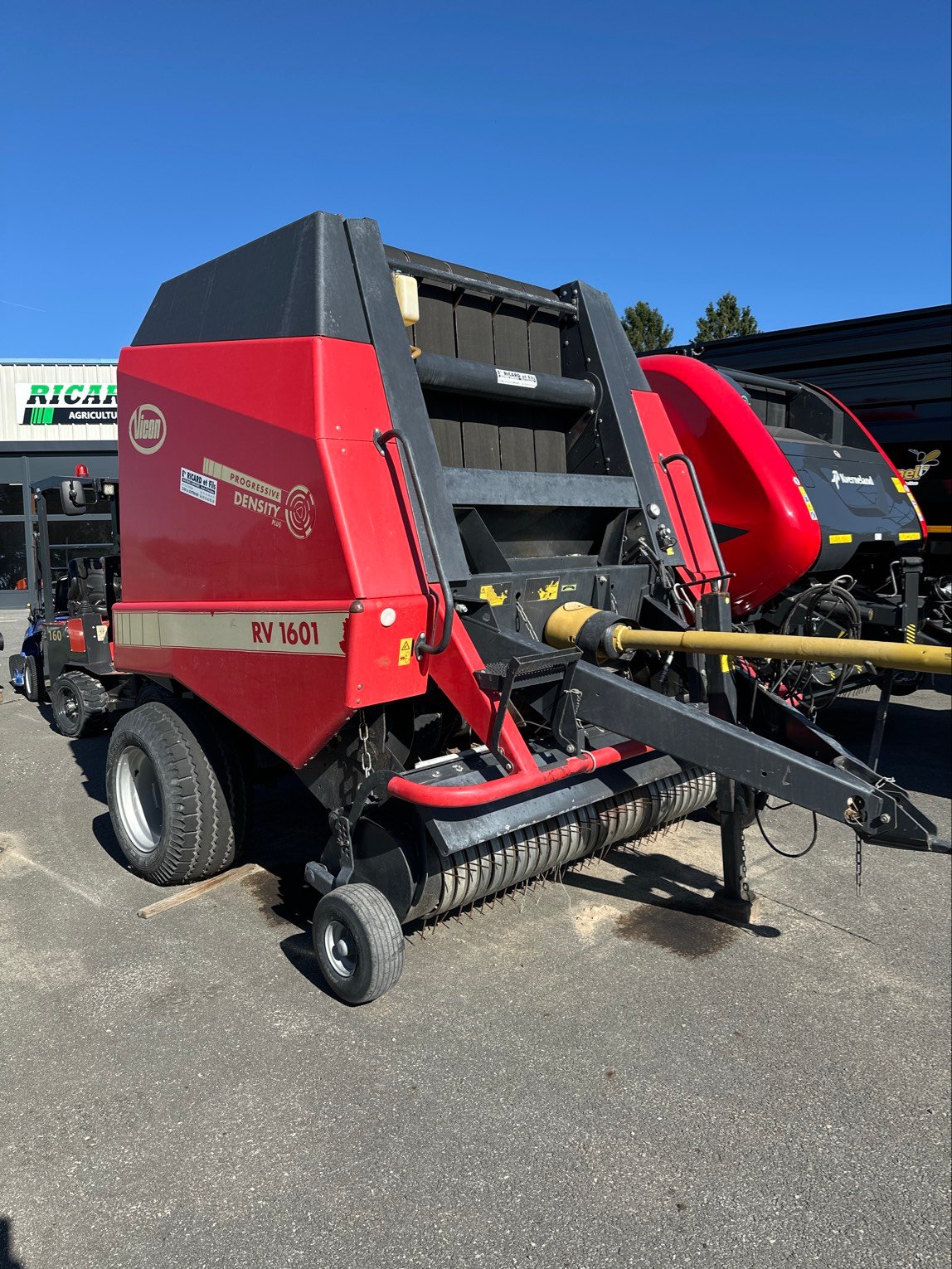 Presse à balles rondes Vicon RV1601RFF