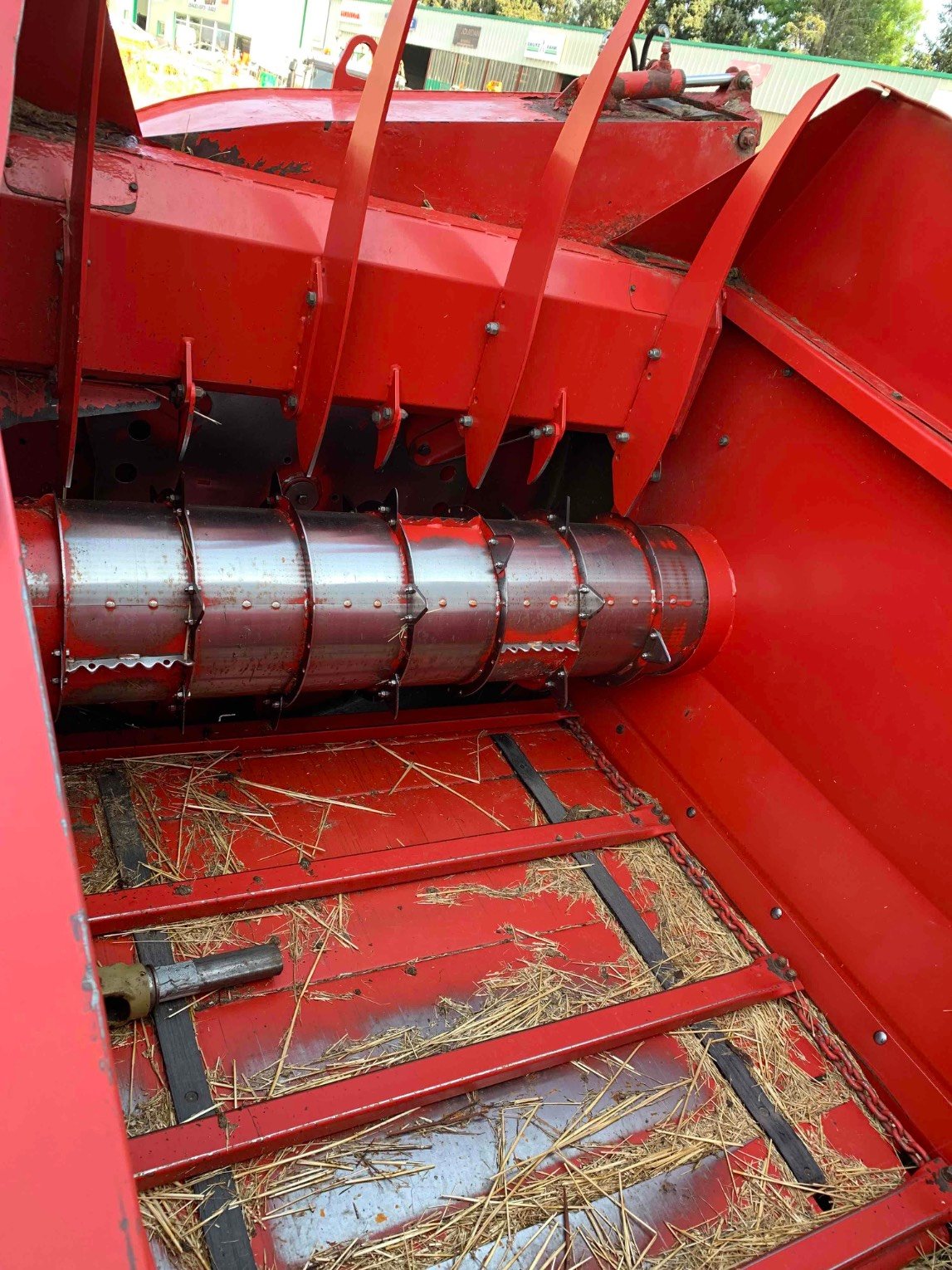 Pailleuse Kverneland KT852E