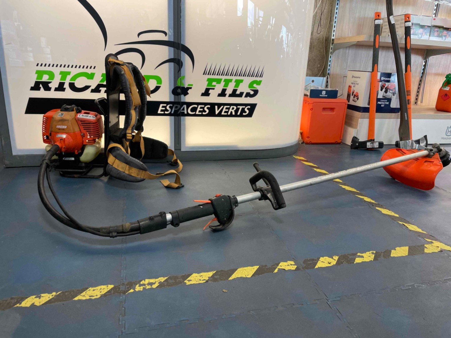 Débroussailleuse Echo RM410ES