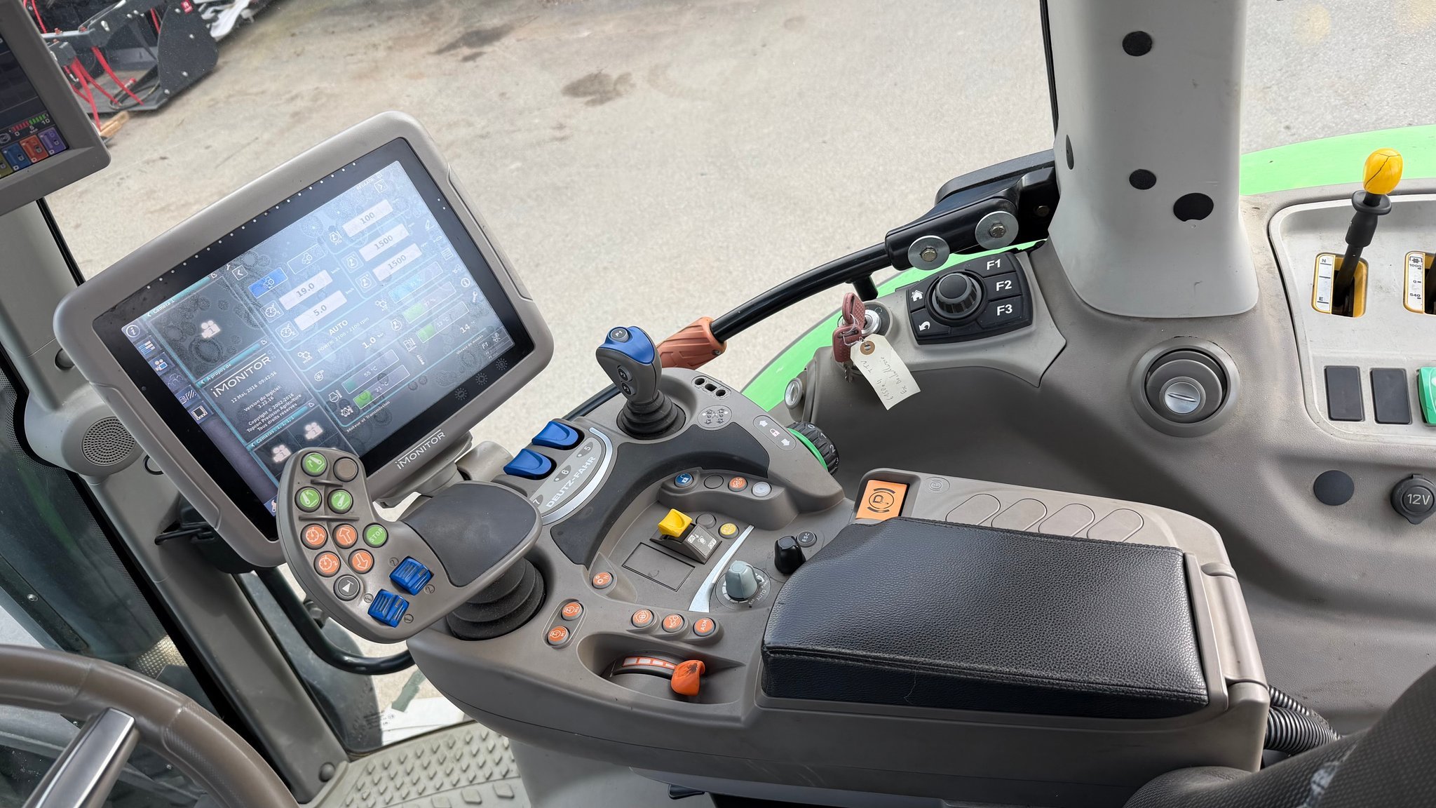 Tracteur agricole Deutz-Fahr 6150.4 TTV