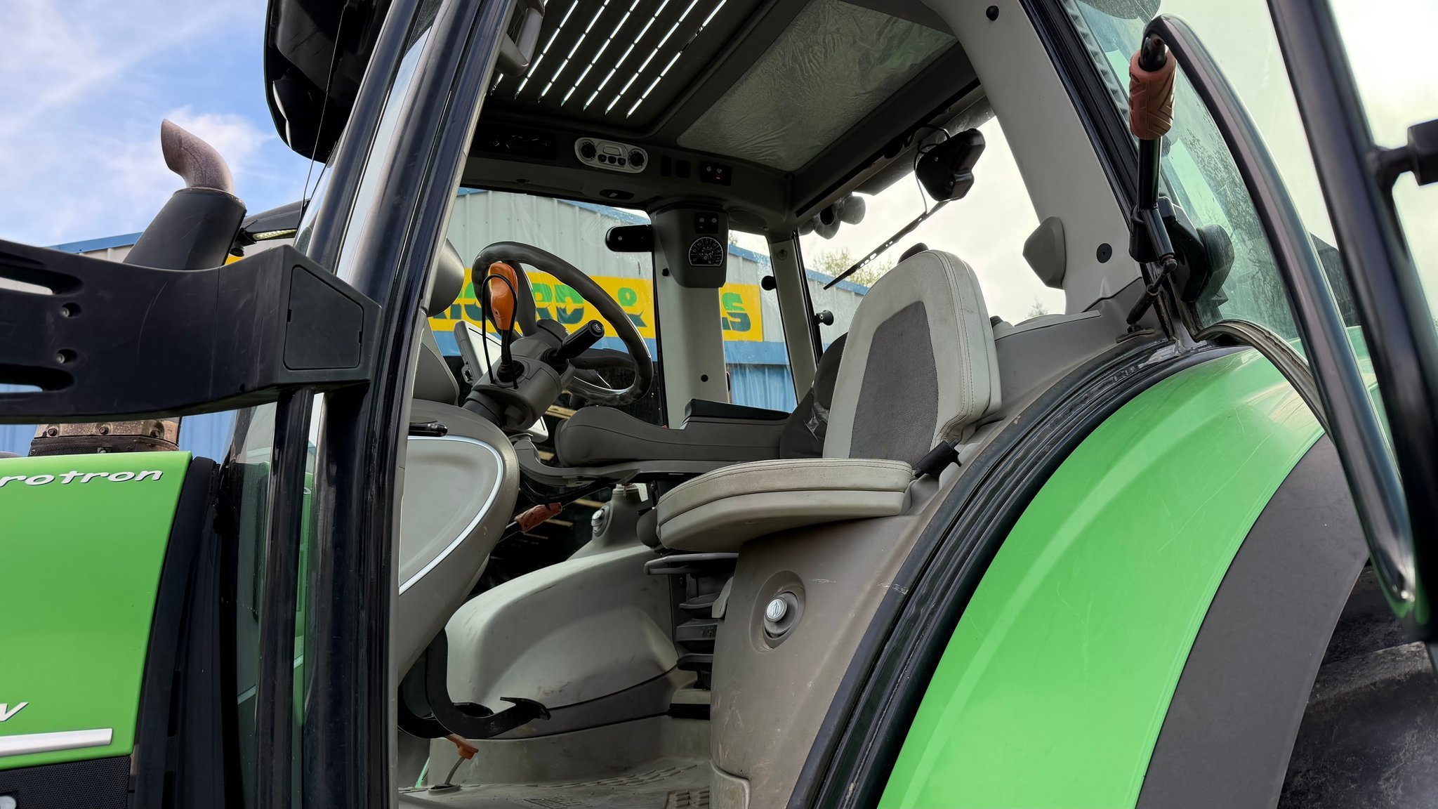 Tracteur agricole Deutz-Fahr 6150.4 TTV