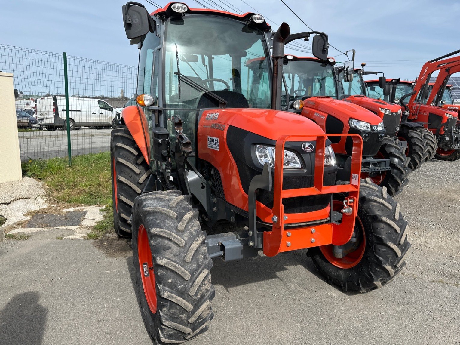 Tracteur agricole Kubota M6060DTHQ