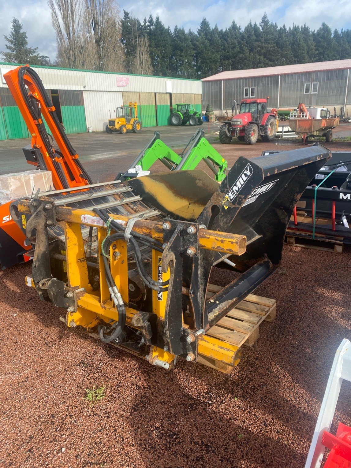 Dérouleuse de balle Emily PAI3PTADEM