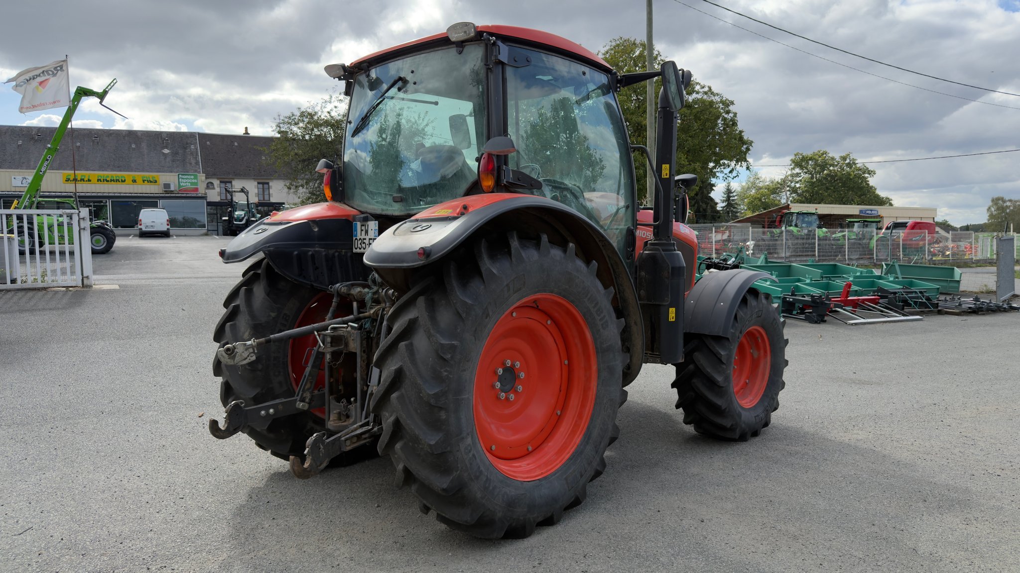 Tracteur agricole Kubota M105GXS-III