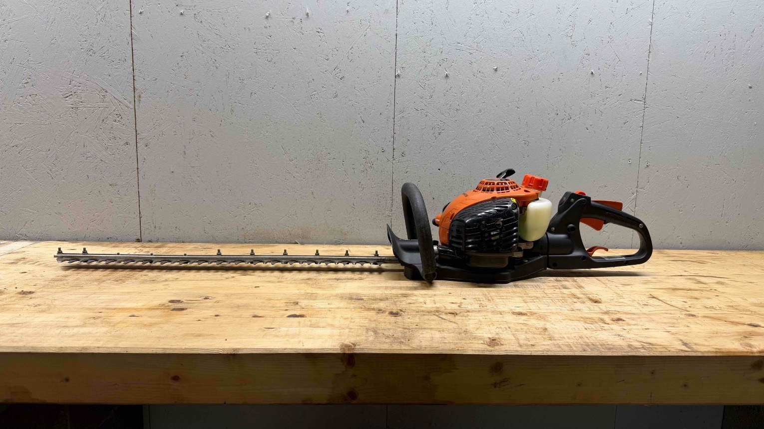 Taille haies Echo HC2810ESR