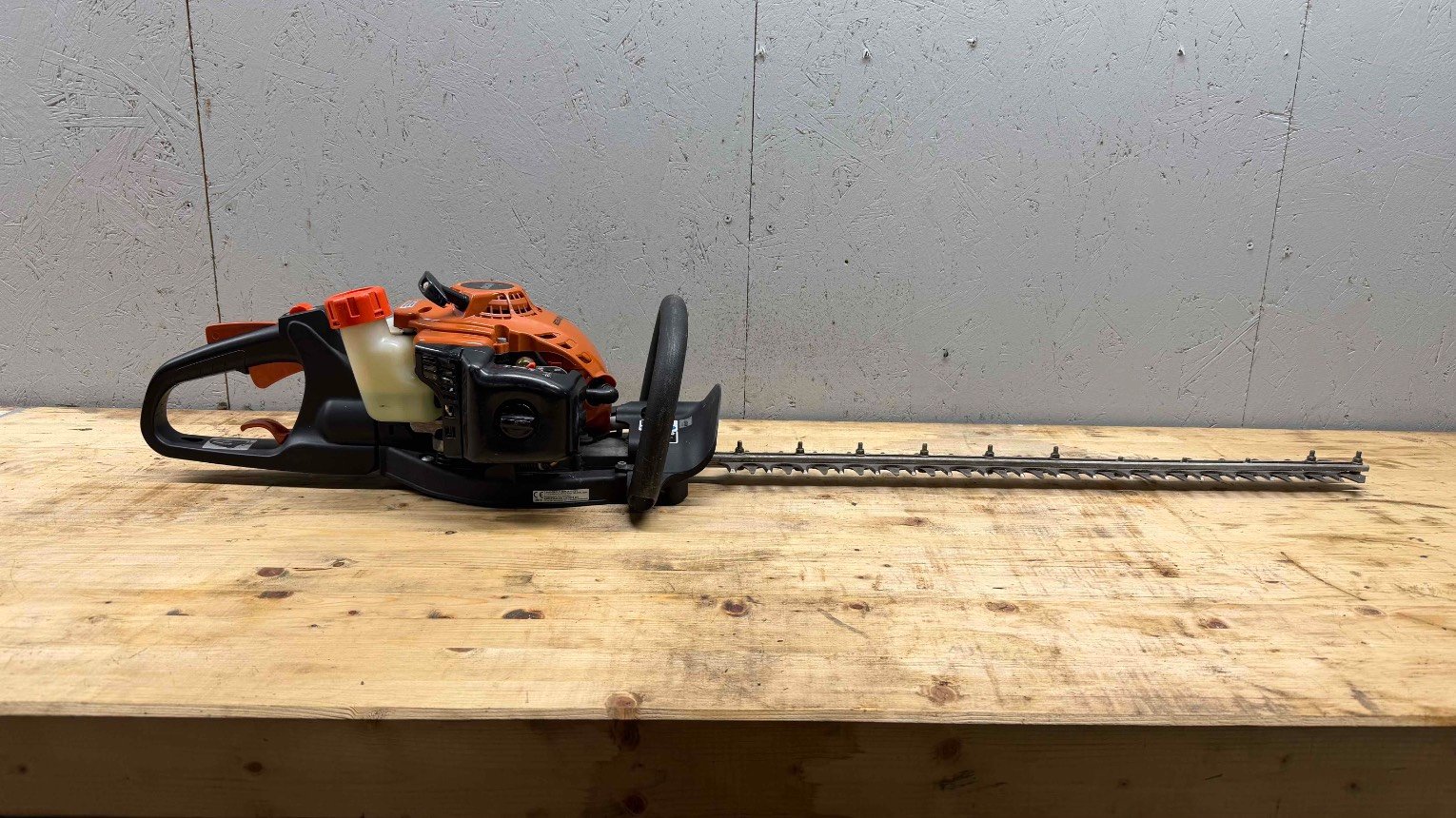 Taille haies Echo HC2810ESR