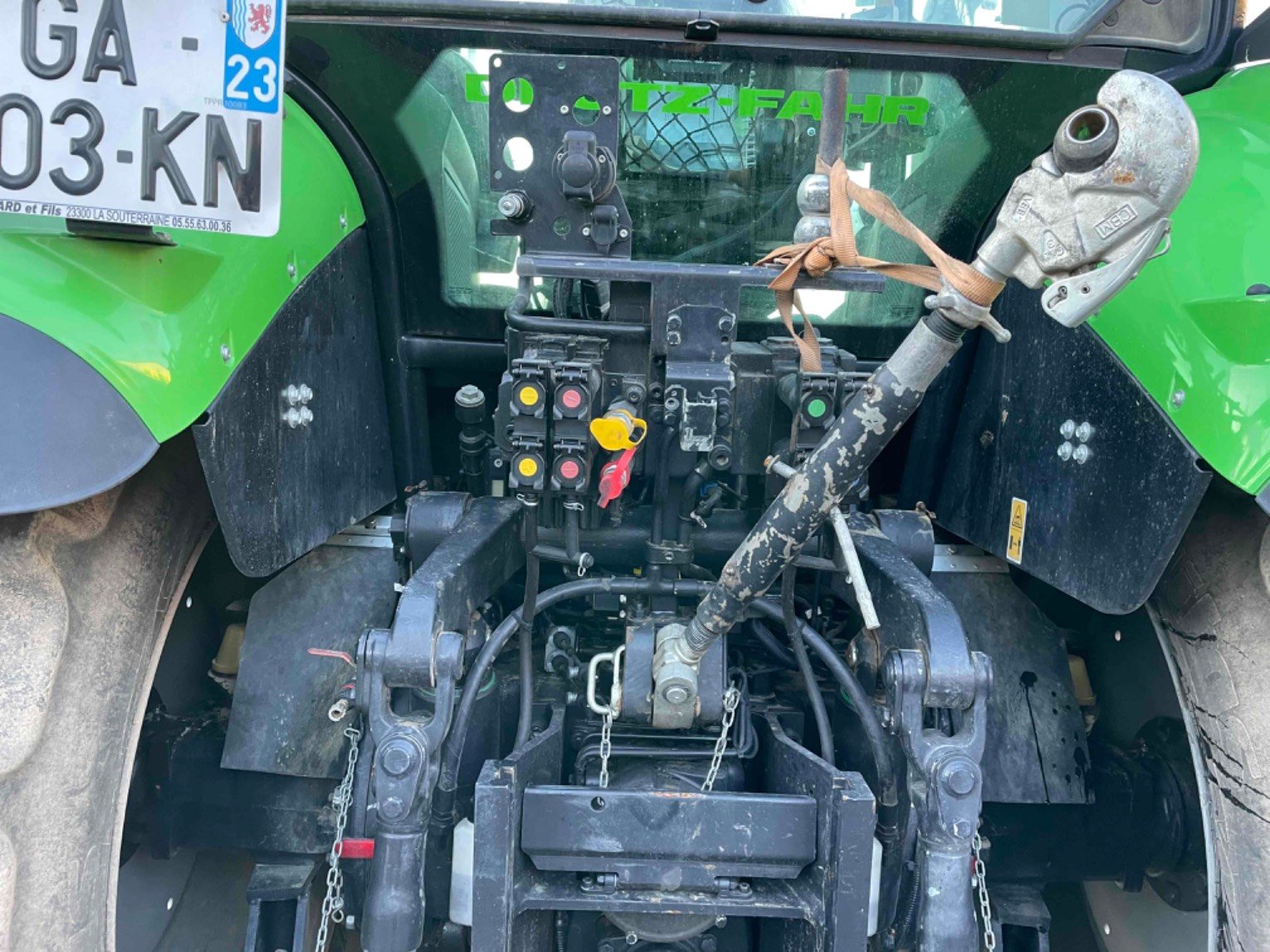 Tracteur agricole Deutz-Fahr 6175AGROTRONTTV