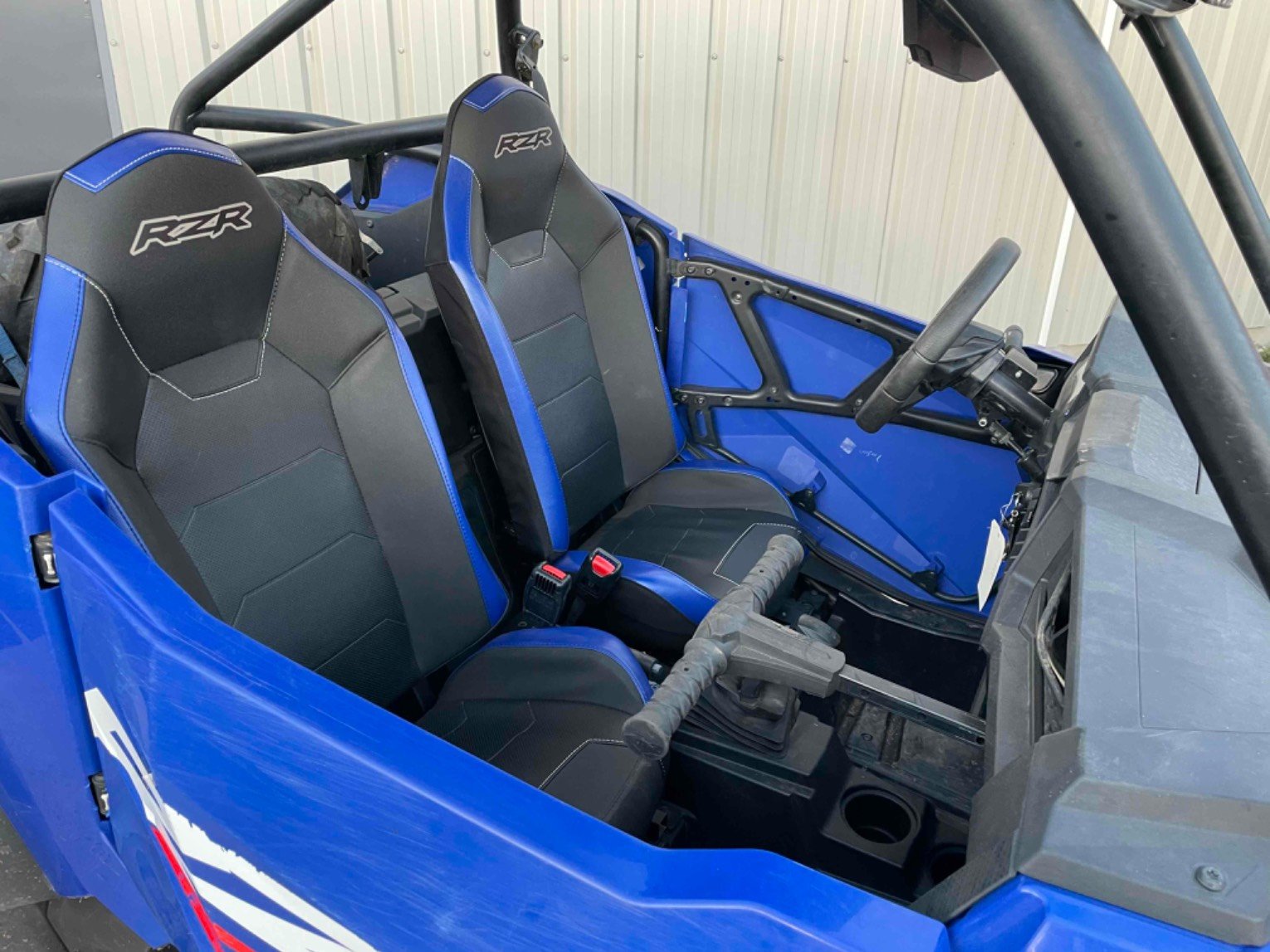 Quad - transporteur Polaris RZR60S1000EPS