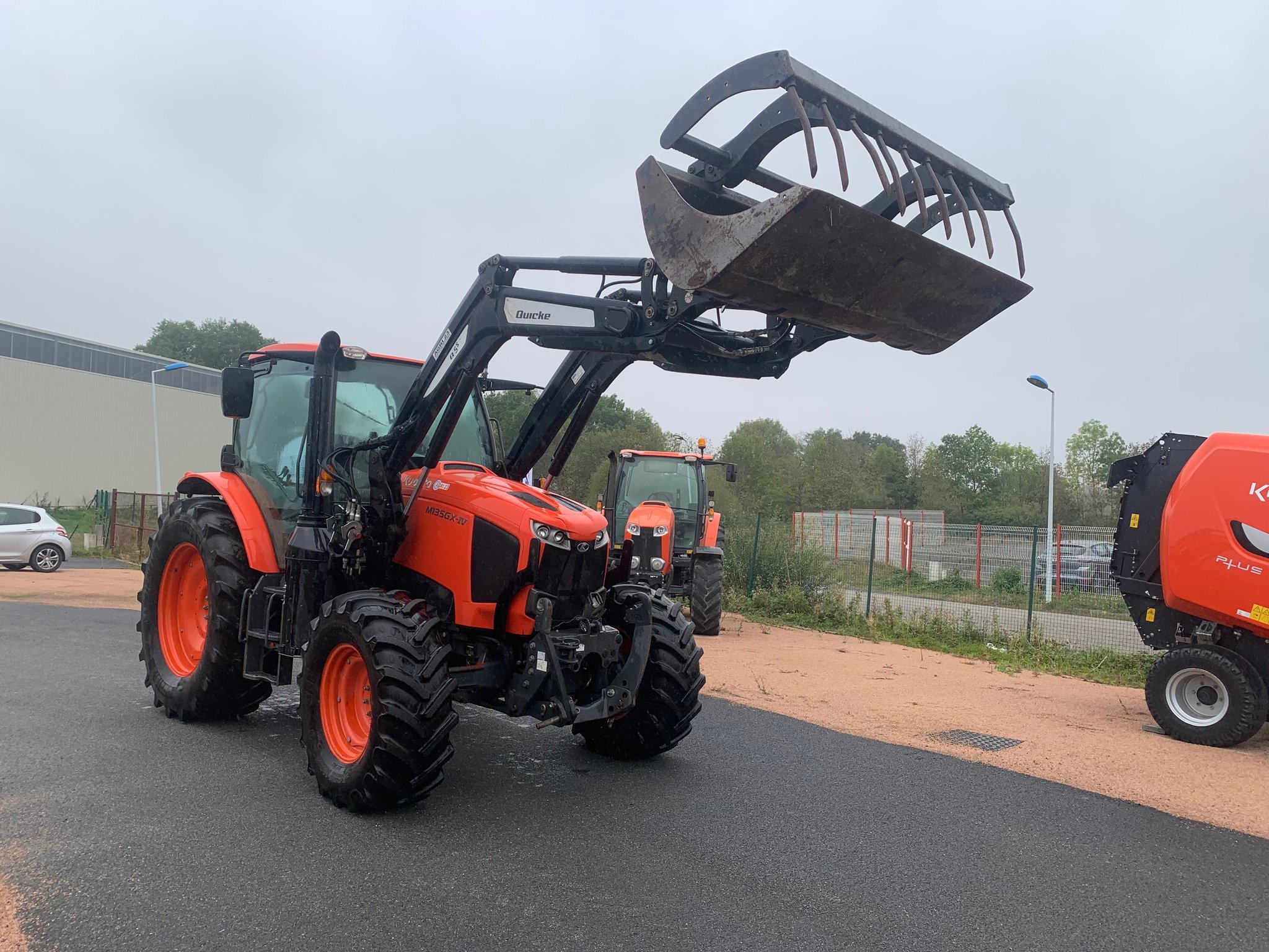 Tracteur agricole Kubota M135GXS-IV