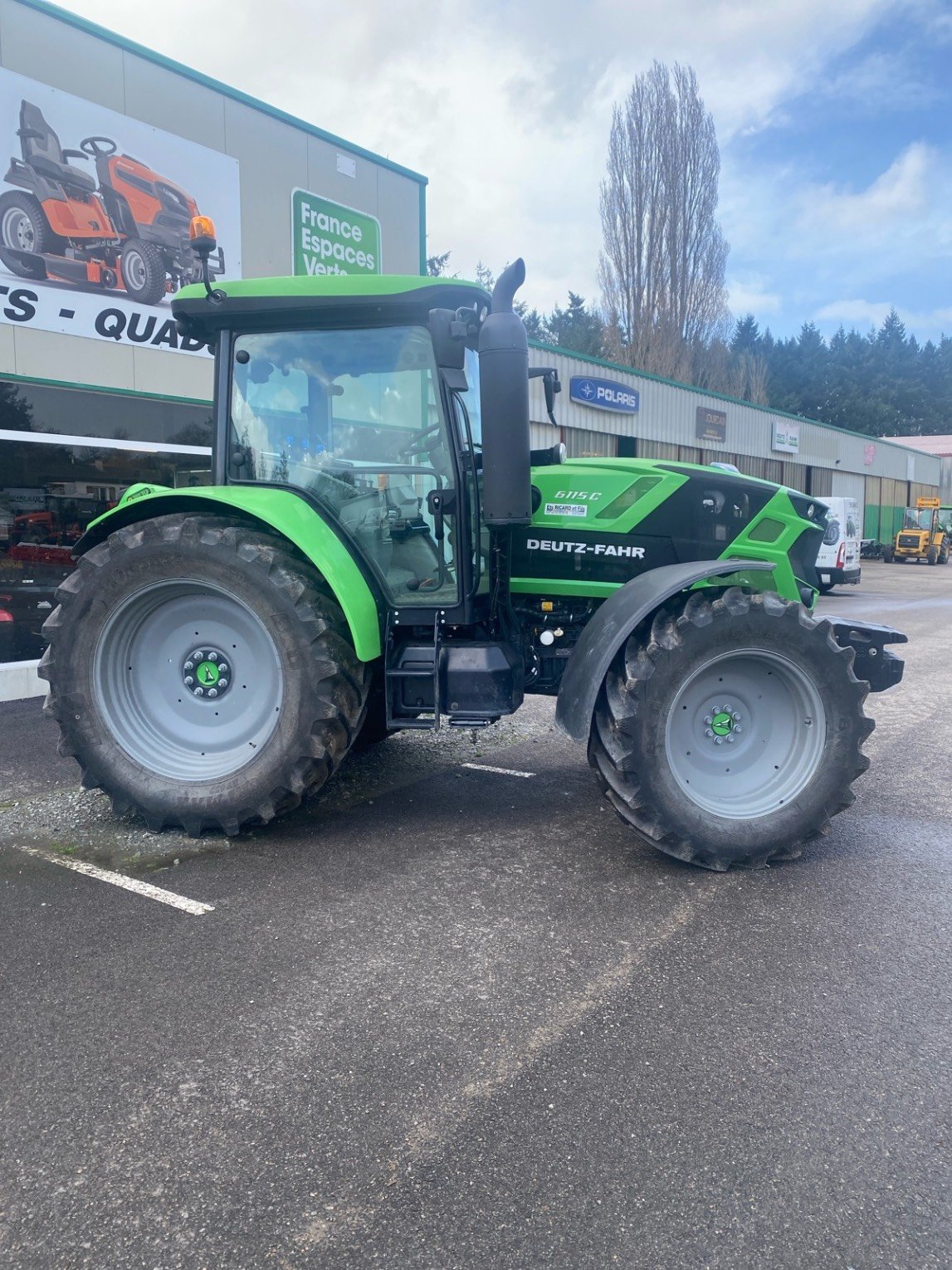 Tracteur agricole Deutz-Fahr 6115c