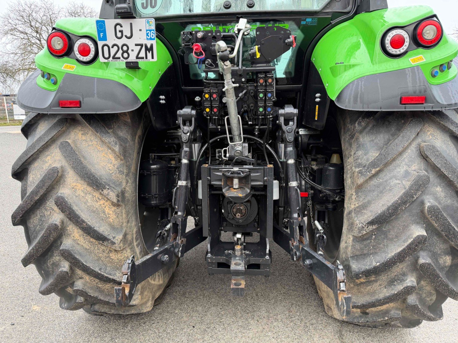 Tracteur agricole Deutz-Fahr 6185TTV