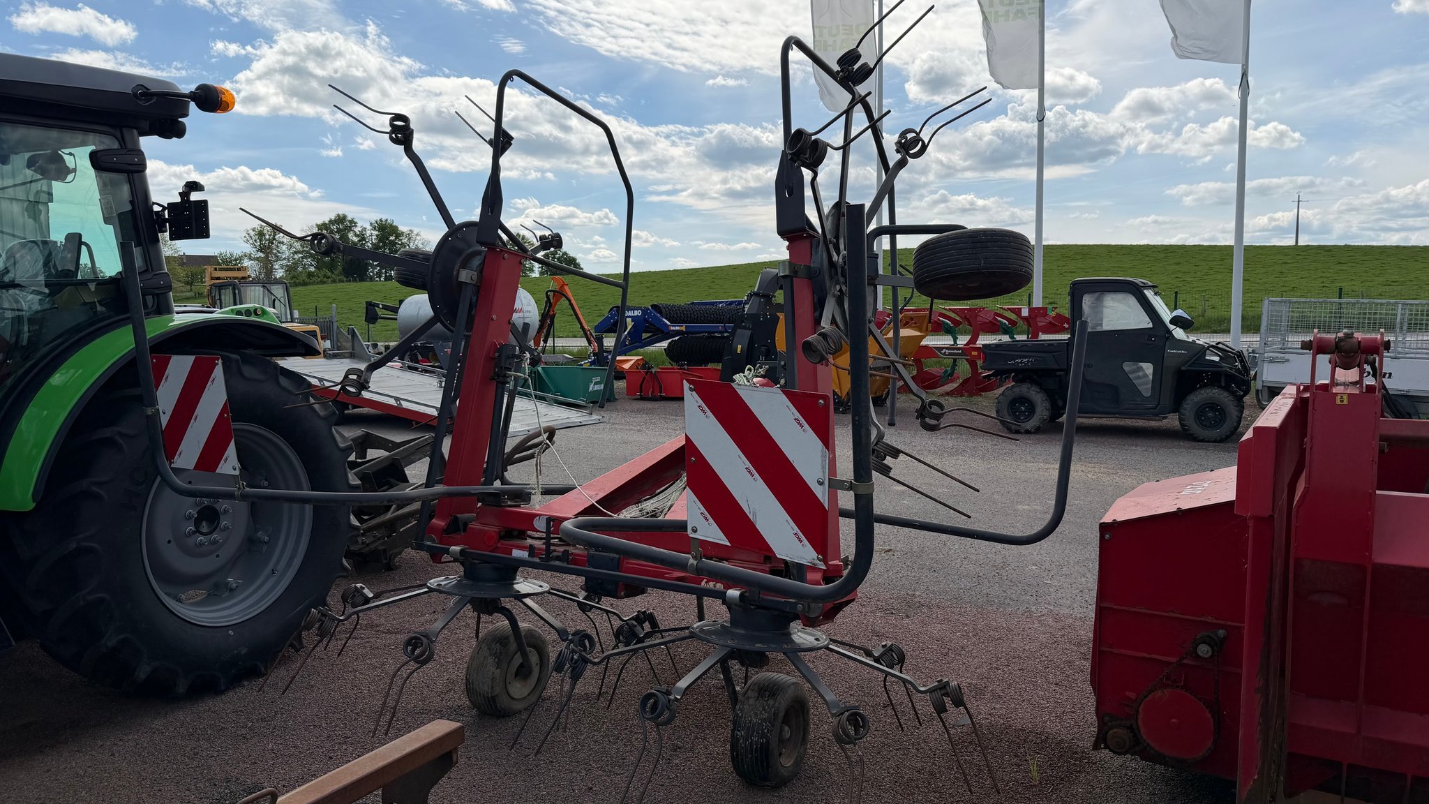 Faneuse Vicon 553