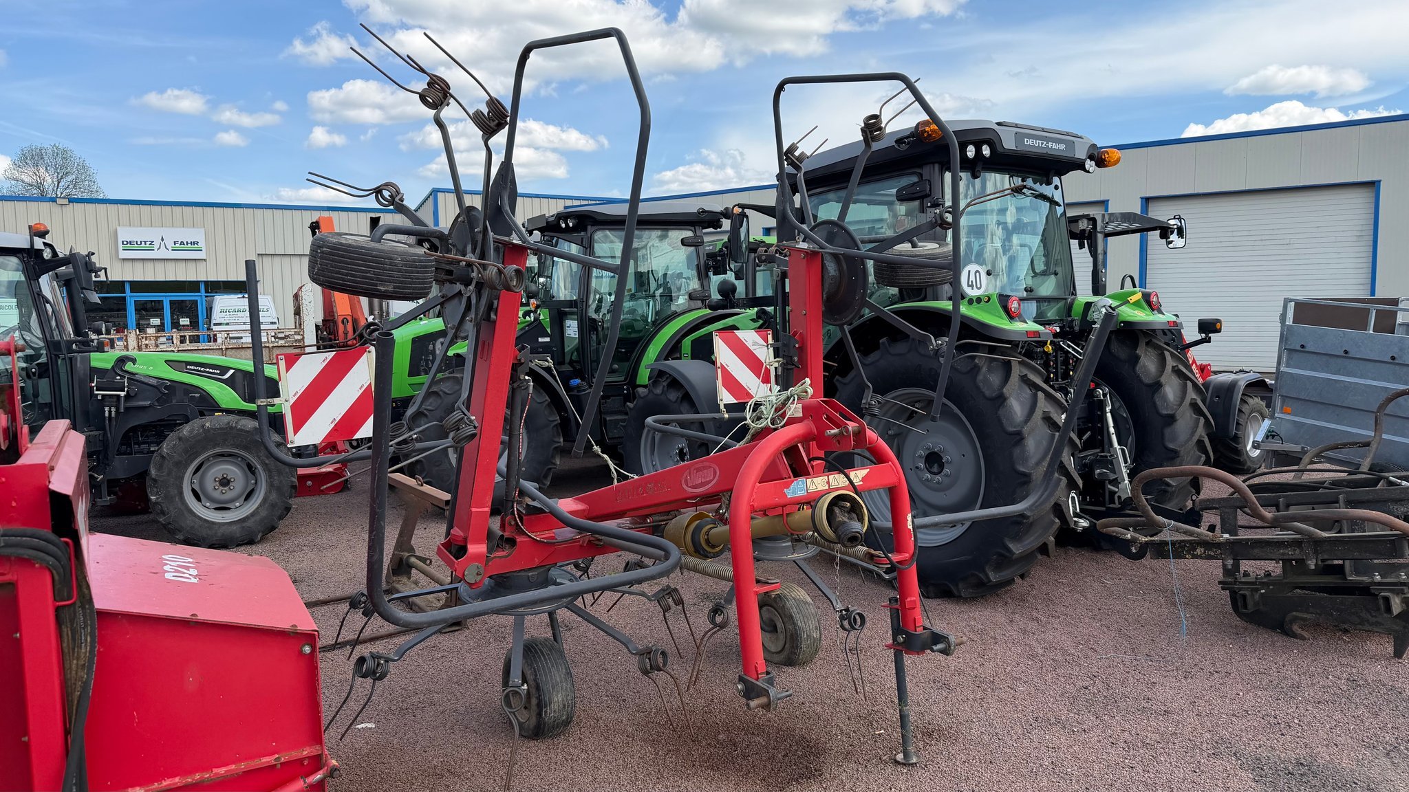 Faneuse Vicon 553