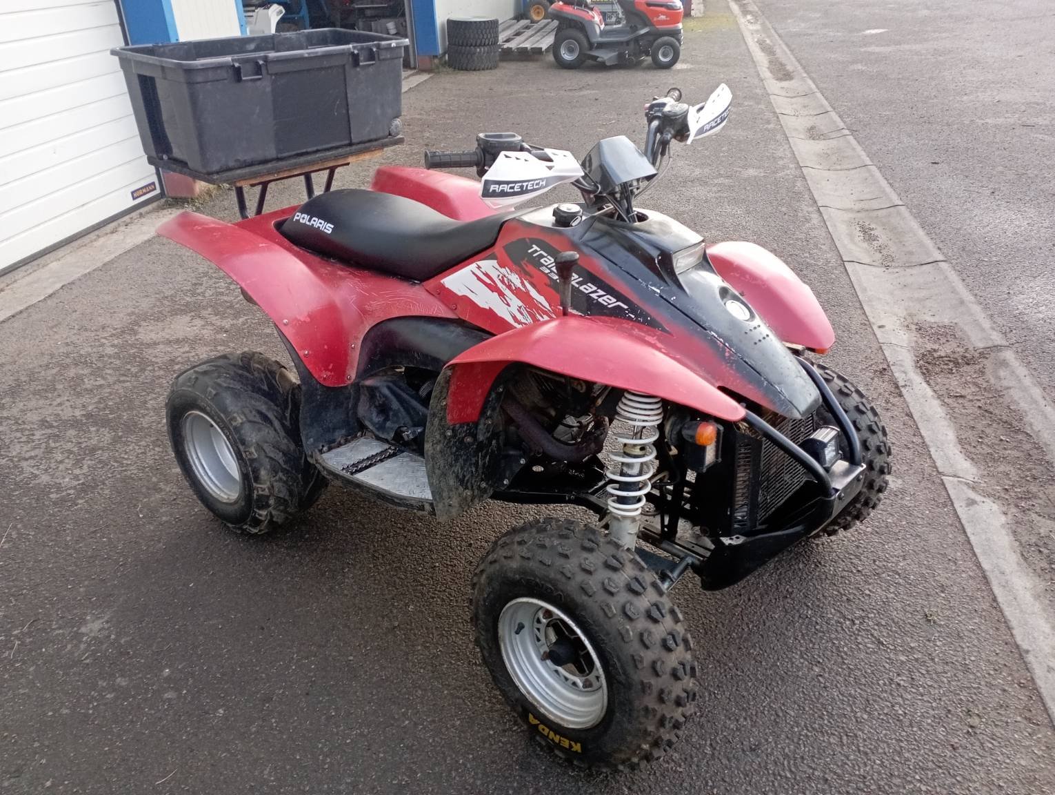 Quad Polaris TRAILBLAZER 330