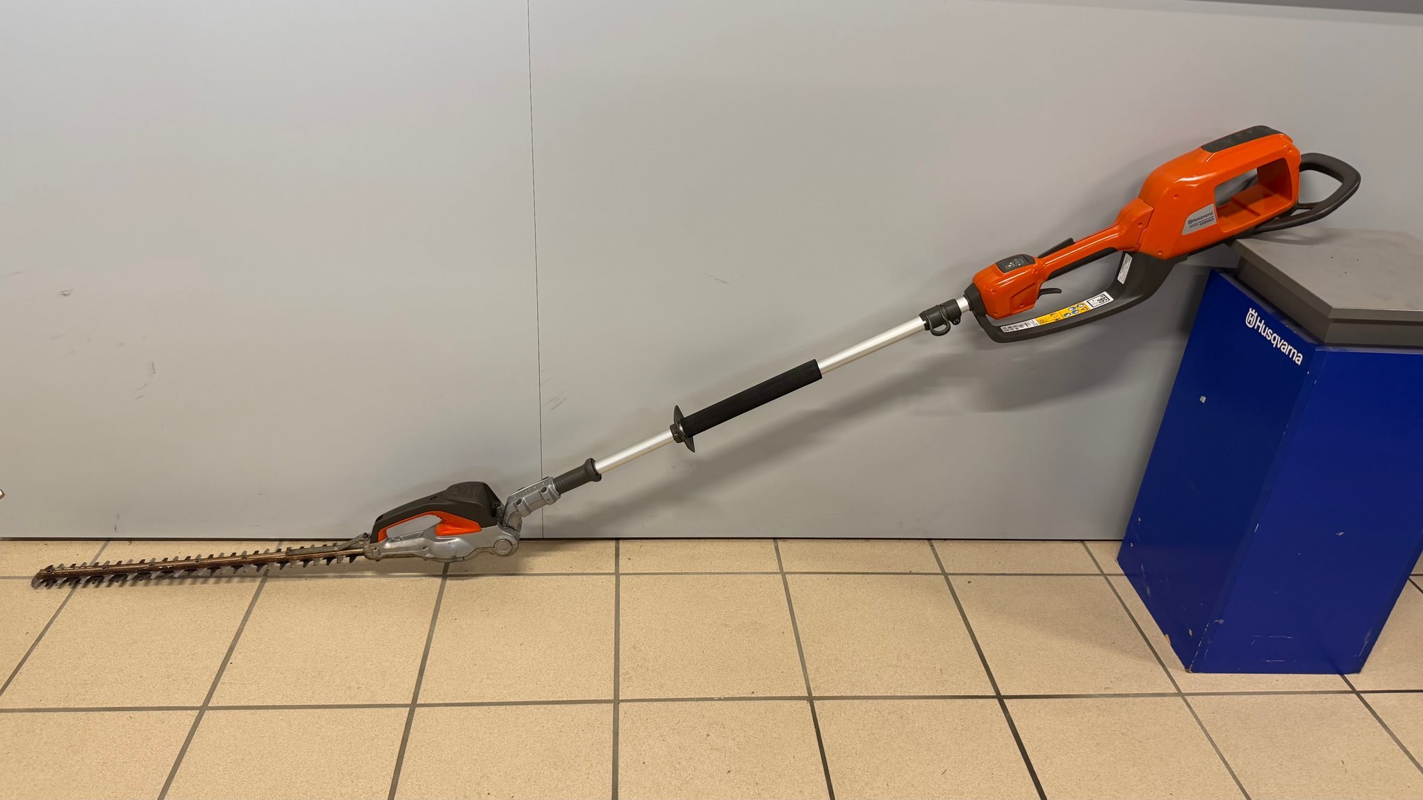 Taille haies Husqvarna 520iHE3