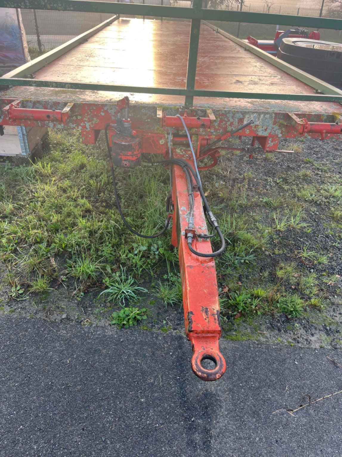 Plateau fourrager Chaumont 9m semi portee