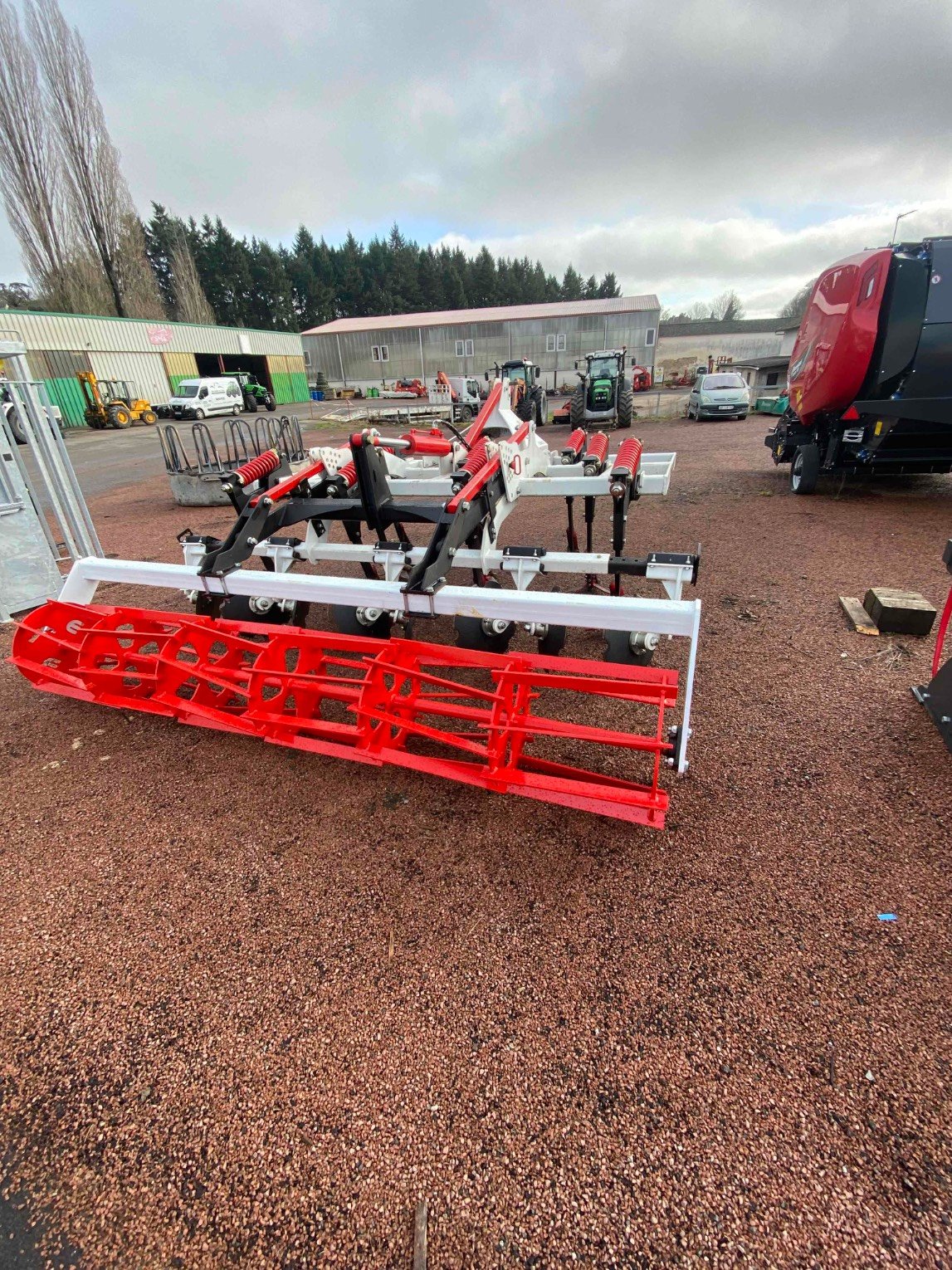 Déchaumeur à dents Efe Kunduz 3M CAGE