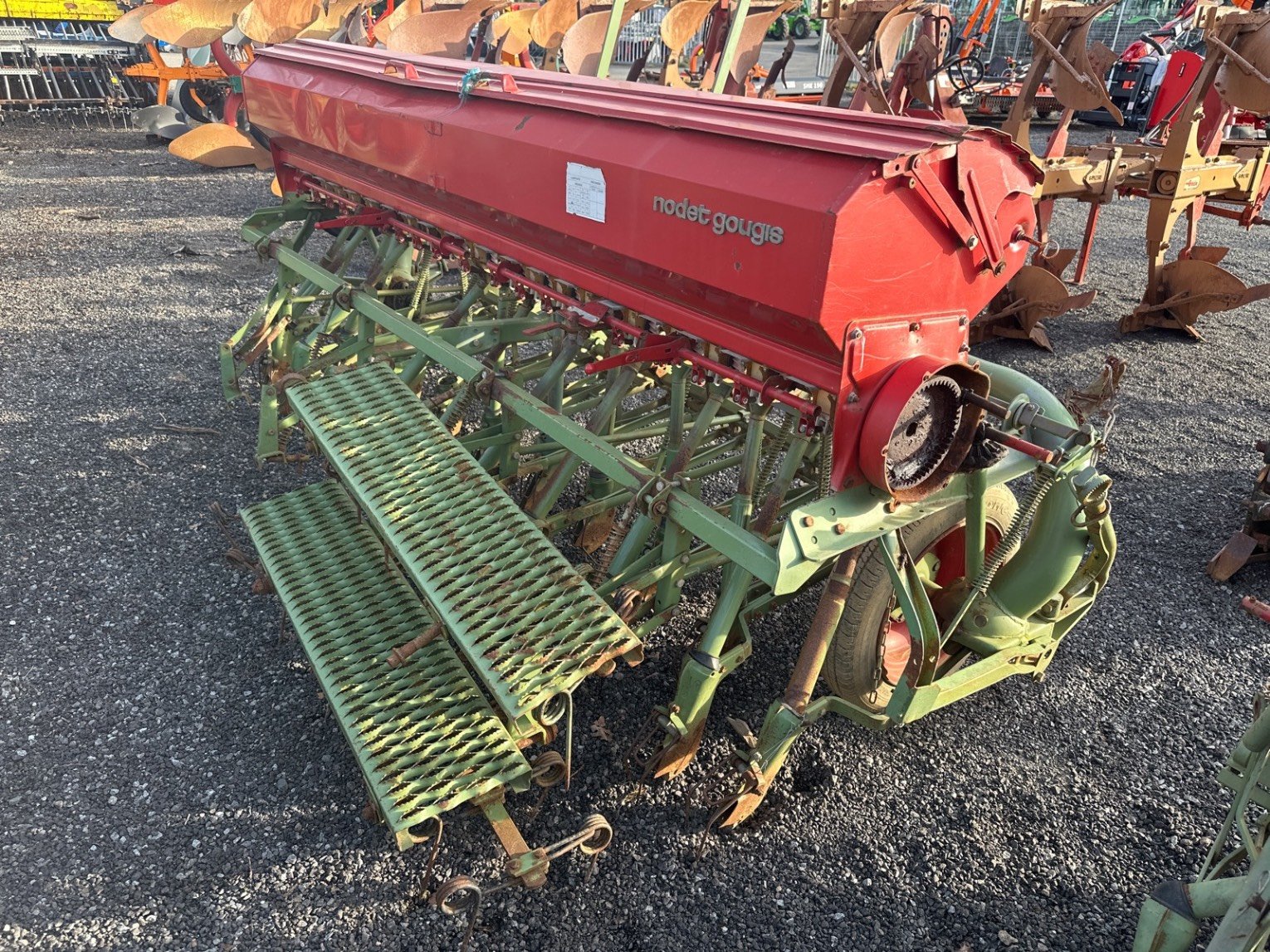 Semoir à grains Nodet GC 19 RANGS