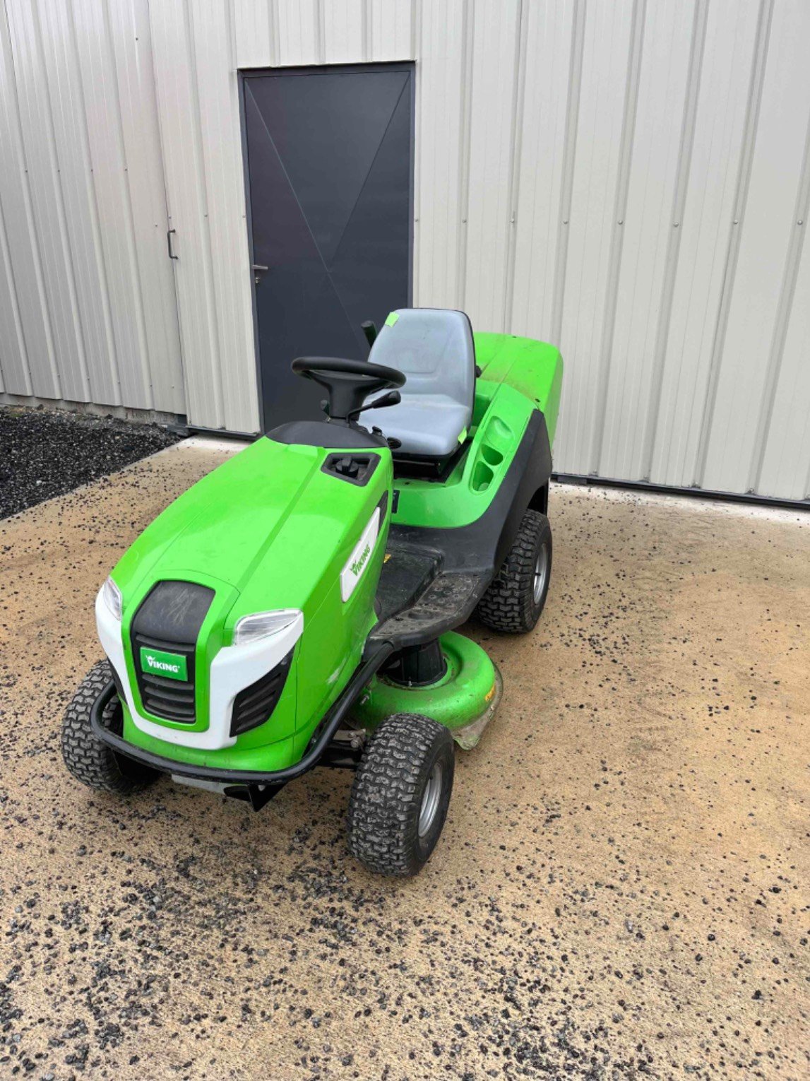 Tondeuse autoportée Viking mt 5097 z