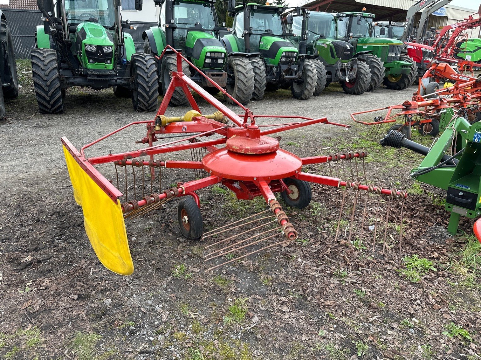 Andaineur Case IH N10