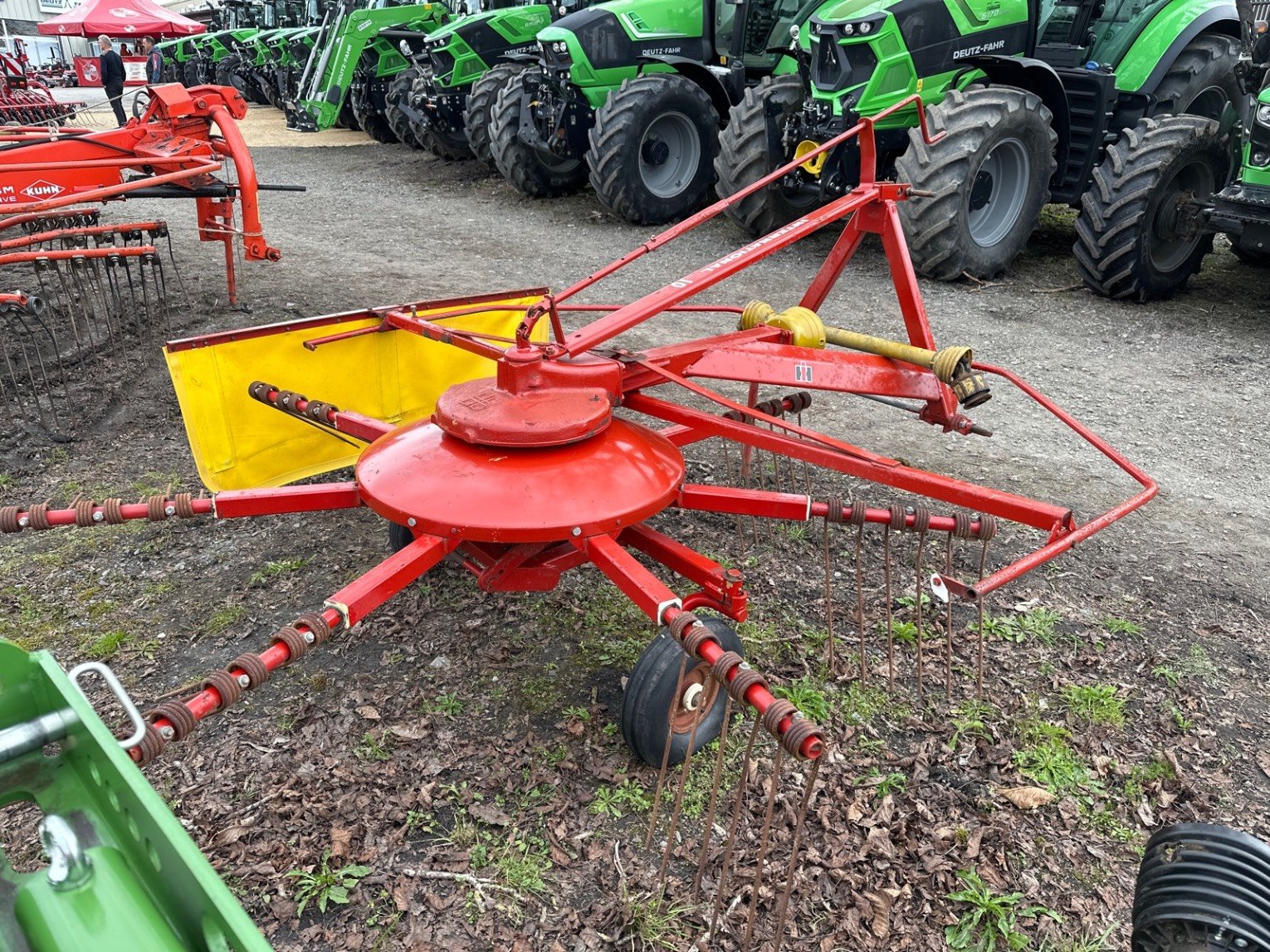 Andaineur Case IH N10