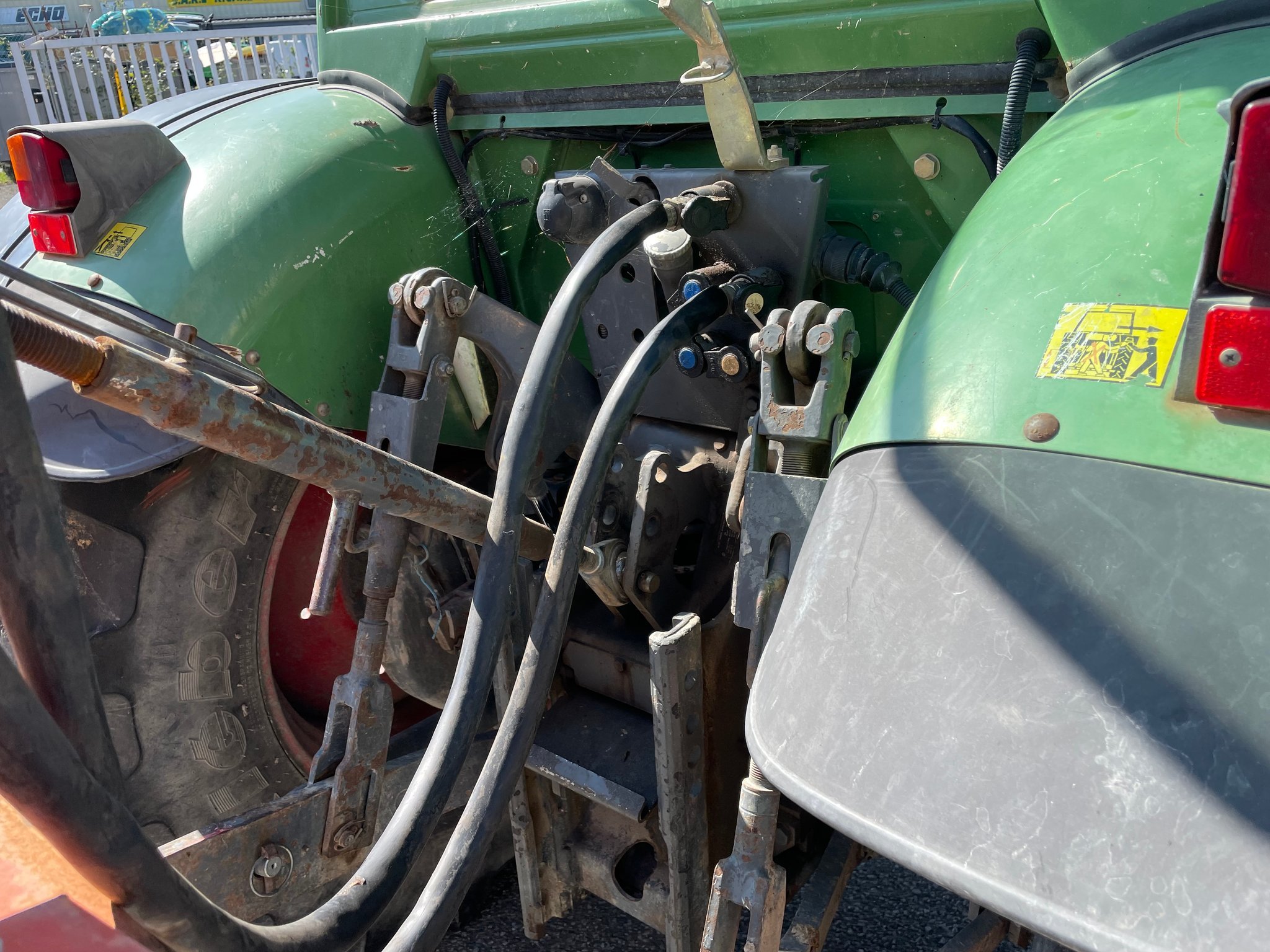 Tracteur agricole Fendt 208 S