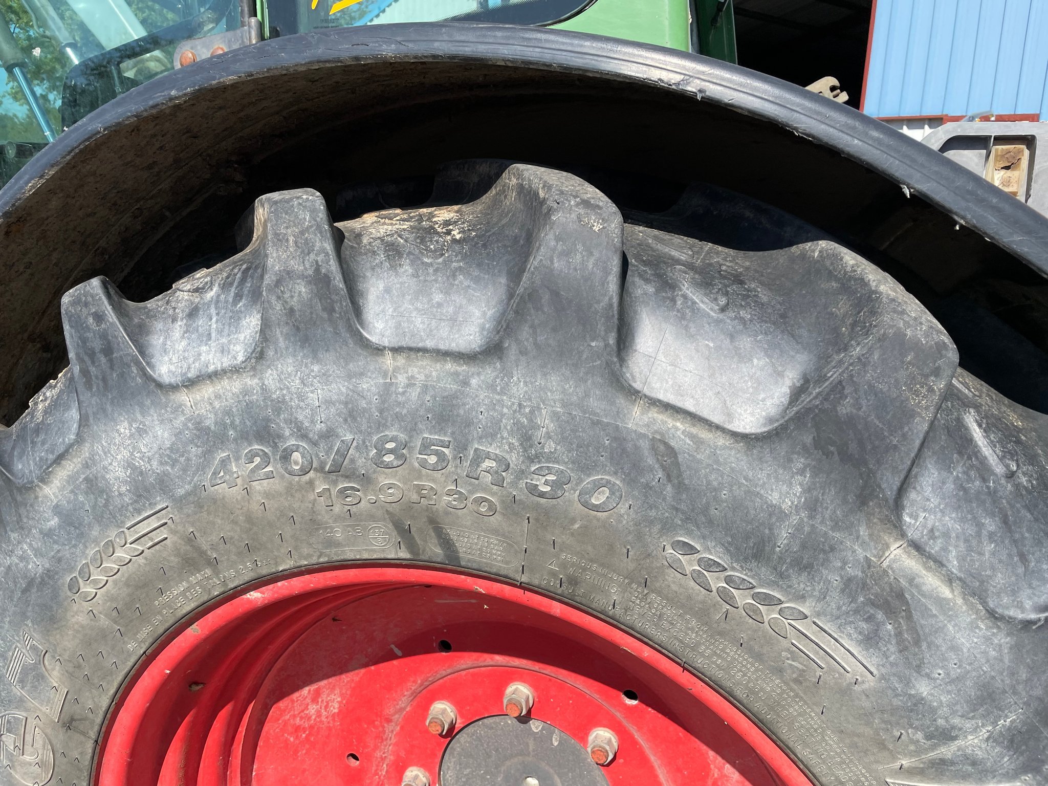 Tracteur agricole Fendt 208 S