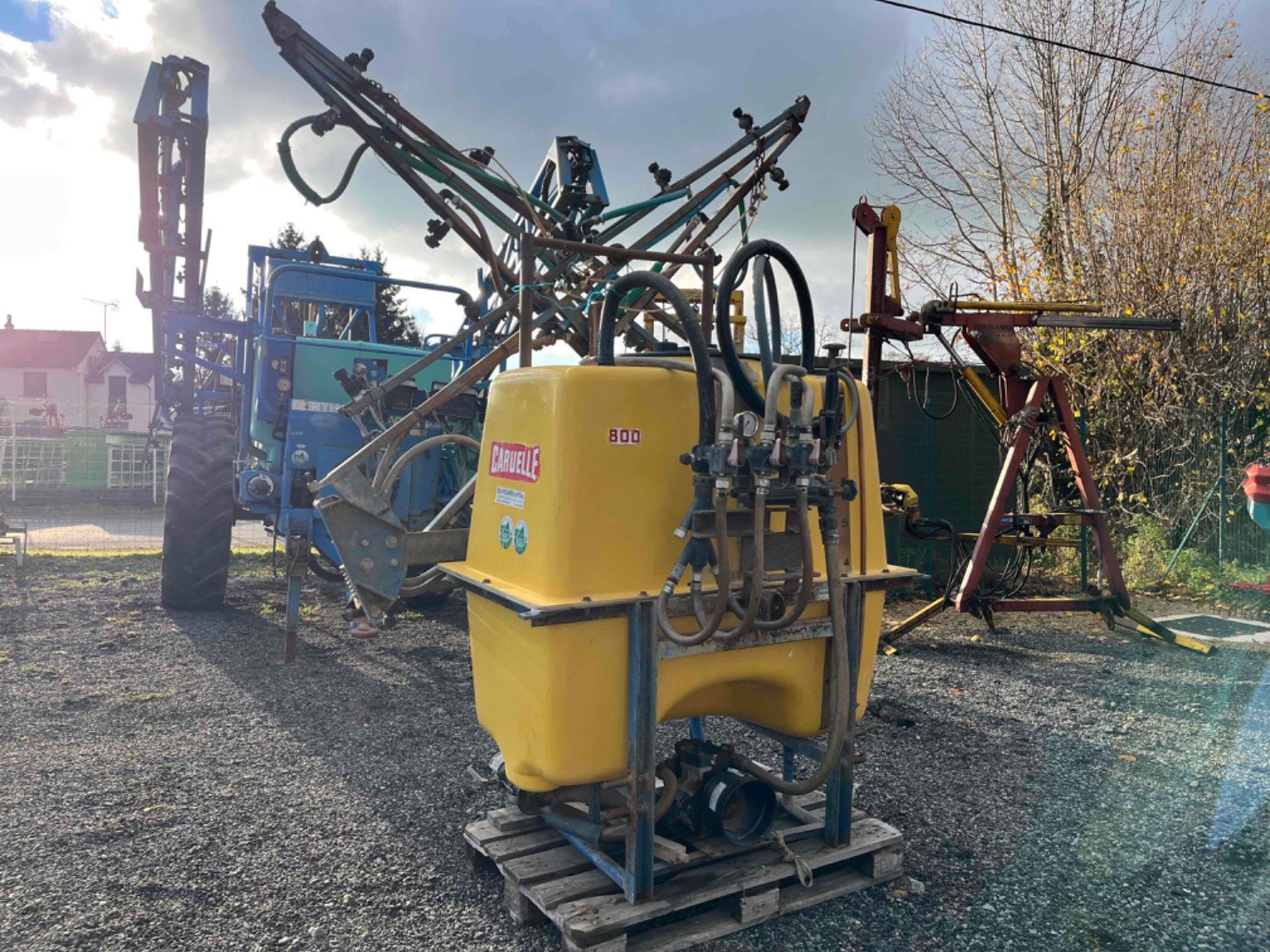 Pulvérisateur porté Caruelle polyform 800
