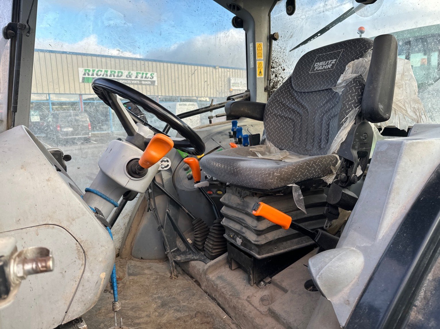 Tracteur agricole Deutz-Fahr 5095D GS