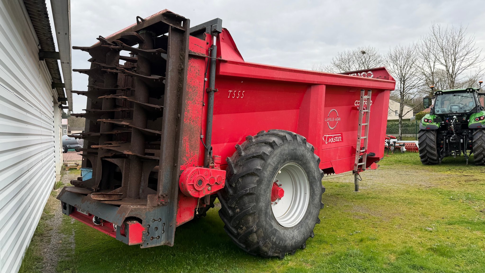 Épandeur à fumier Coutand T555
