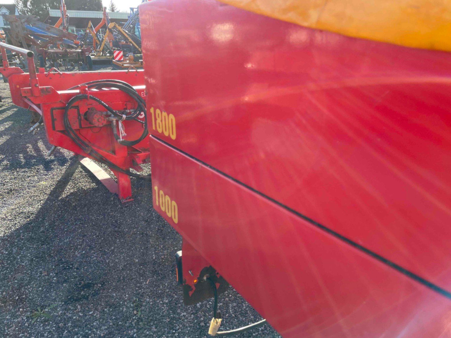 Distributeur d'engrais Agram JETSPREAD281