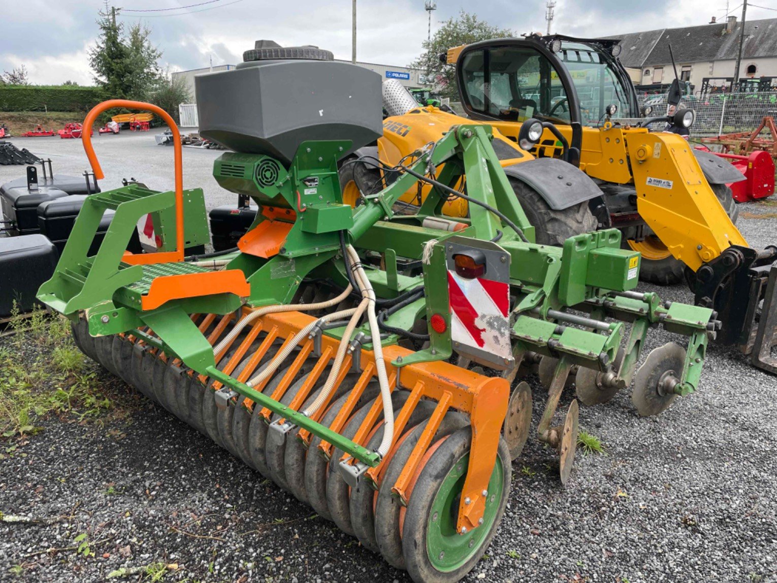 Déchaumeur Amazone Catros 3001