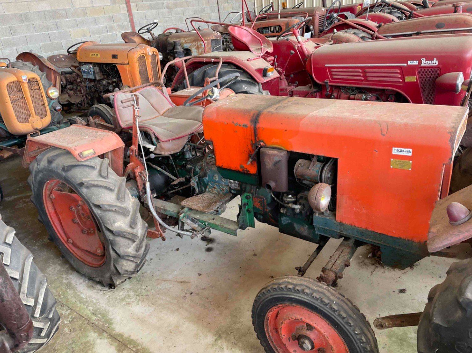 Tracteur agricole Vendeuvre B2B