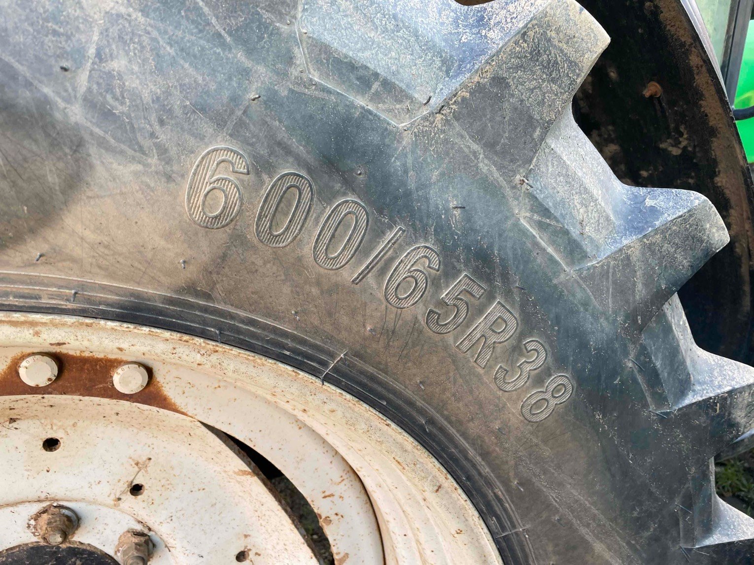 Tracteur agricole Valtra T 120