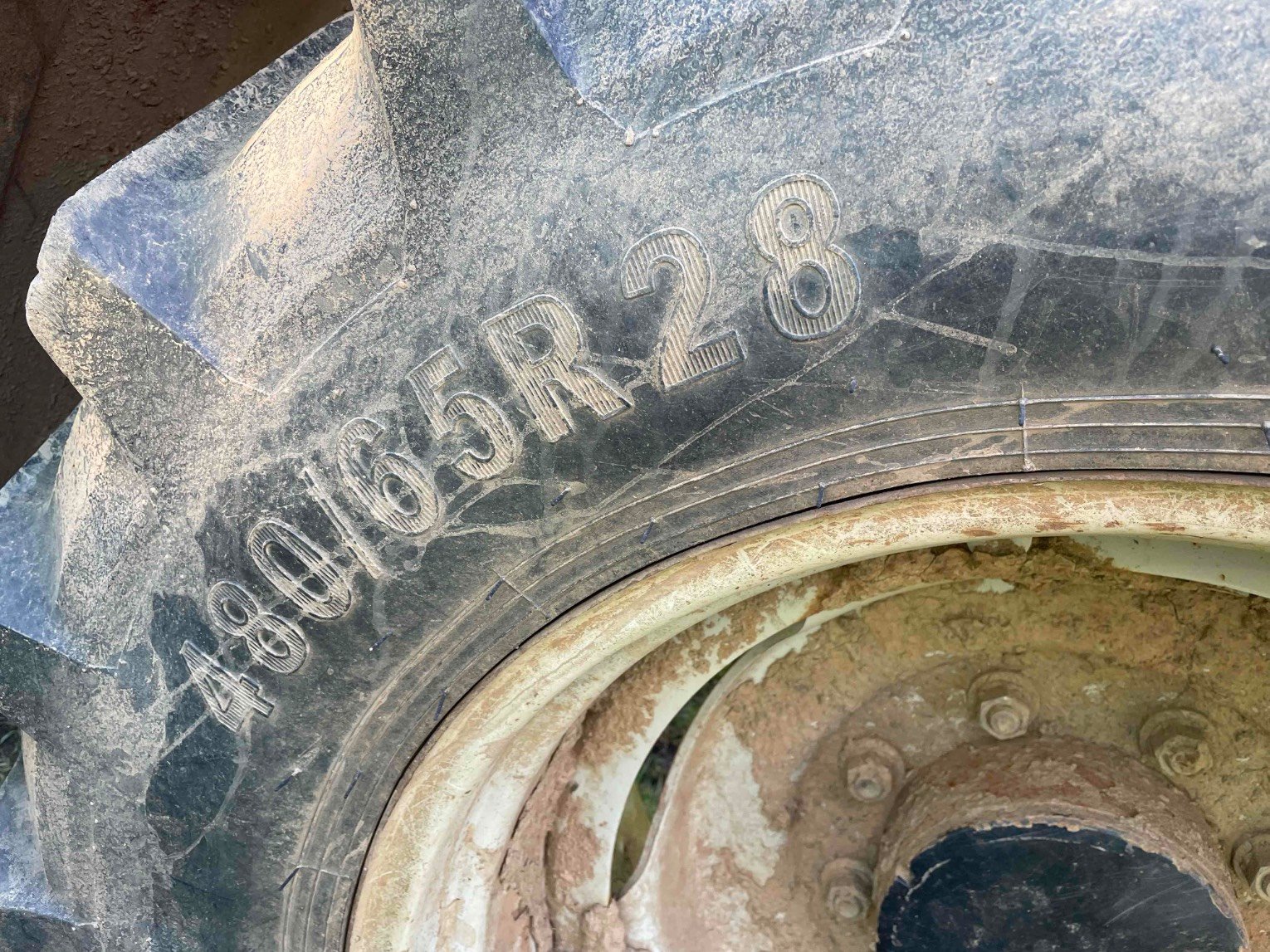 Tracteur agricole Valtra T 120